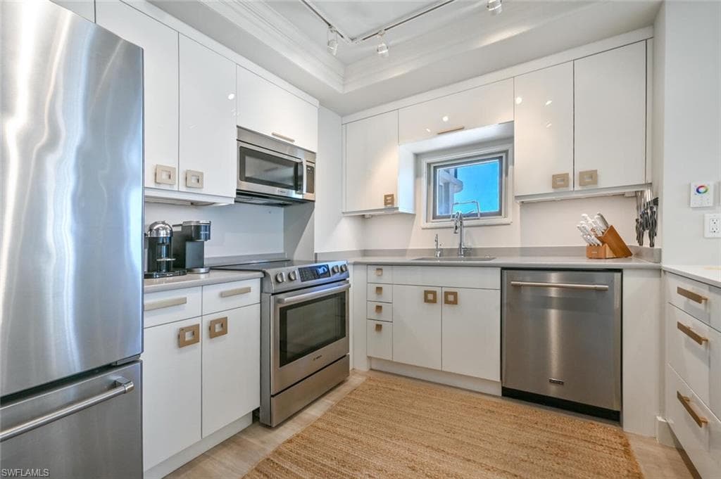 3115 Gulf Shore BLVD N 608S-10