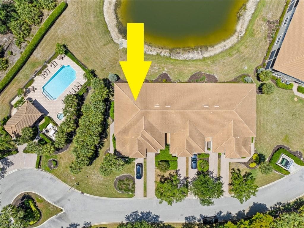 7090 Bay Woods Lake CT 201-7