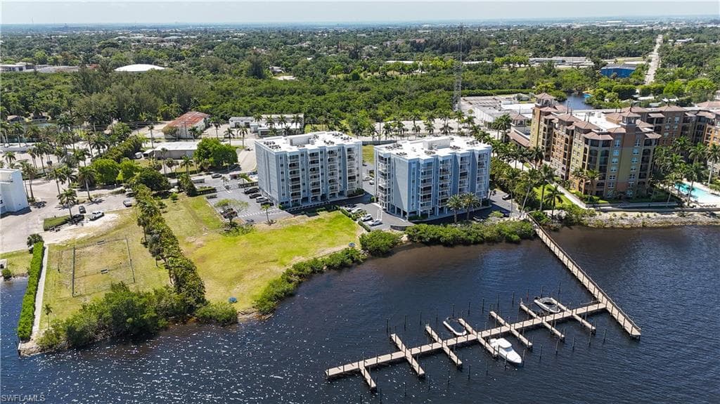 2885 Palm Beach BLVD 507-18