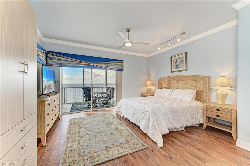 14813 Laguna DR 401-27