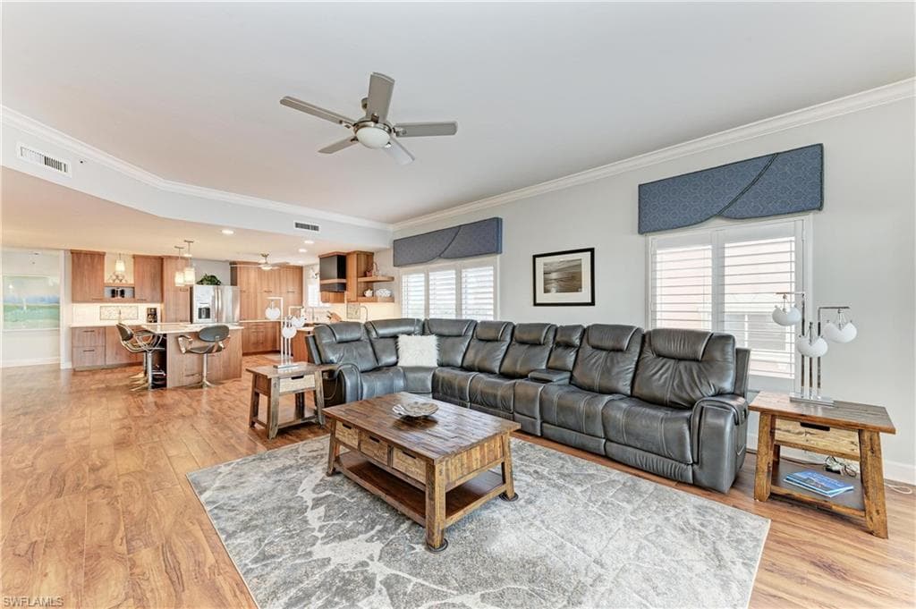 14813 Laguna DR 401-12