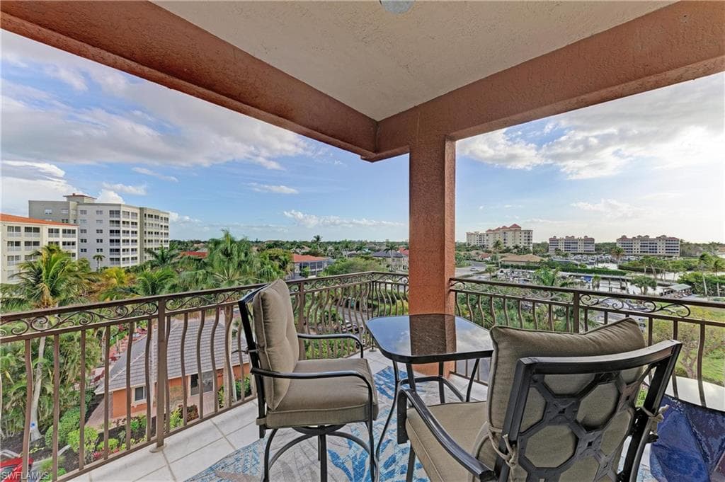 14813 Laguna DR 401-41