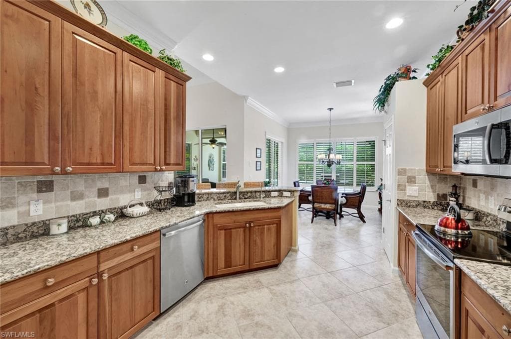 16208 Parque LN-7