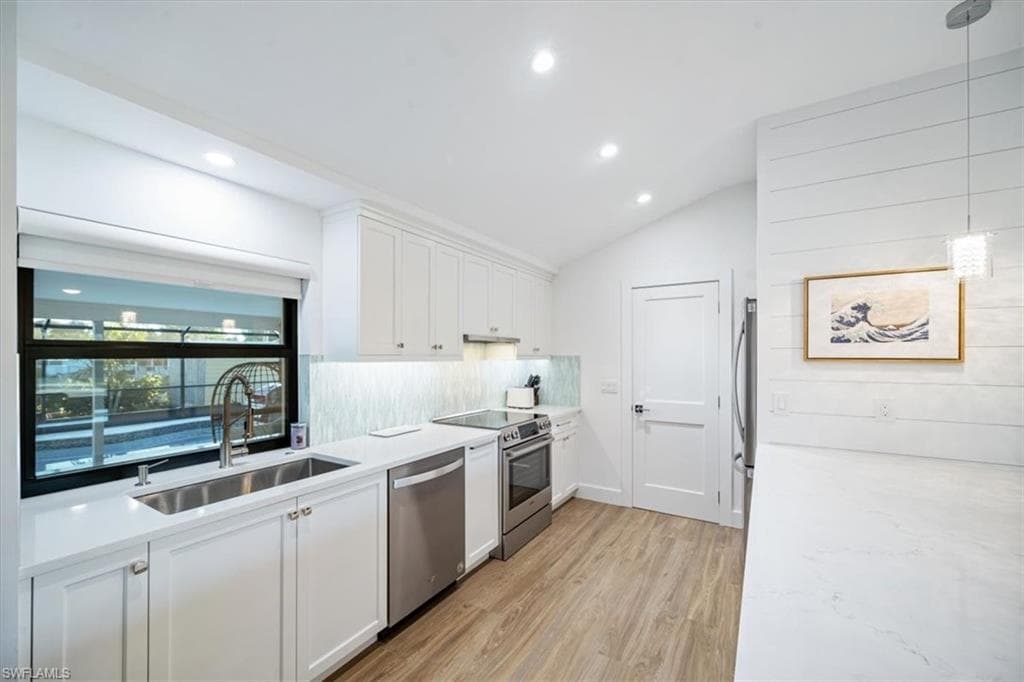 148 1st ST-13