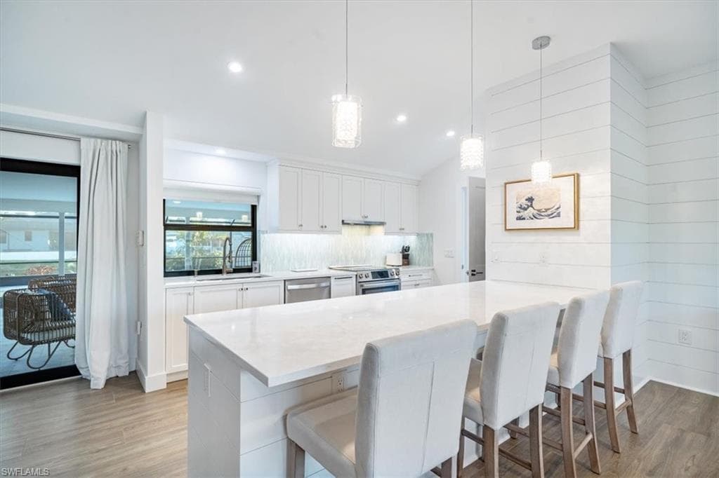 148 1st ST-17