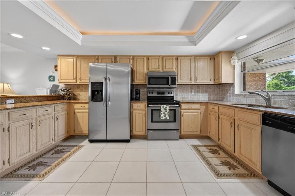 6650 Ilex CIR 6C-9