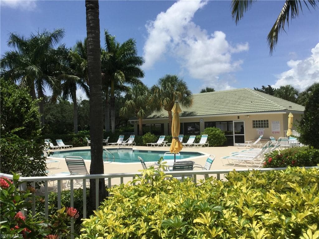 25735 Lake Amelia WAY 204-3