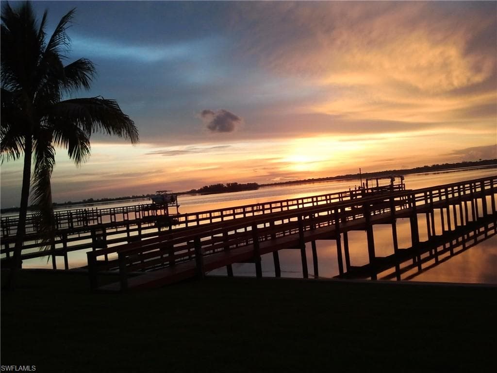 6140 River Shore CT-47