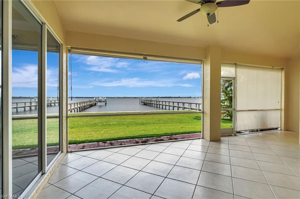 6140 River Shore CT-33