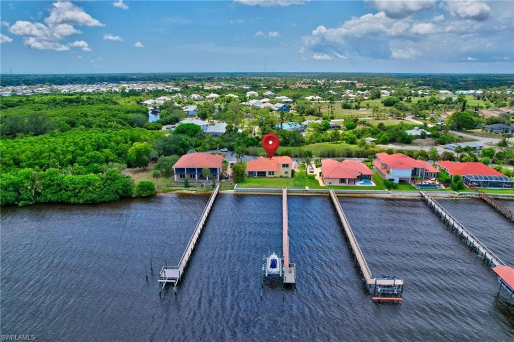 6140 River Shore CT-41