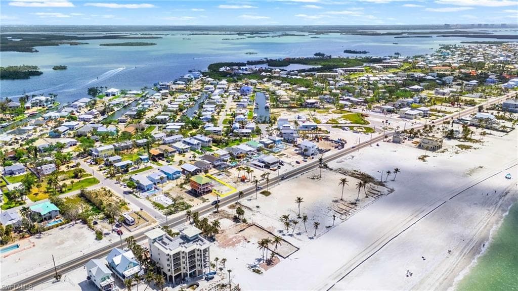 5525 Estero BLVD-6