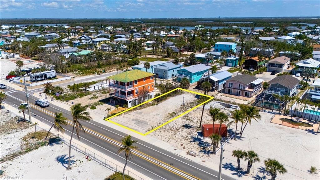 5525 Estero BLVD-5