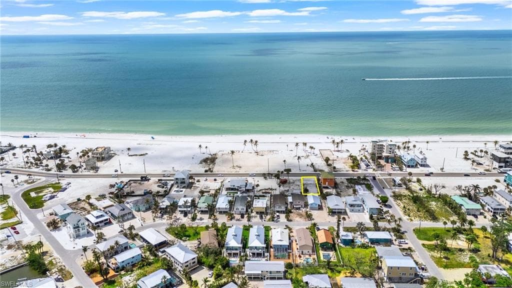 5525 Estero BLVD-8