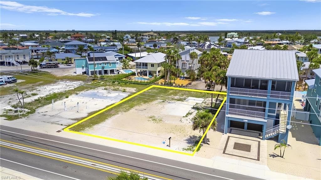 5315 Estero BLVD-13