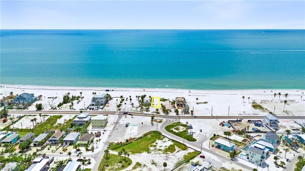 5682 Estero BLVD-10