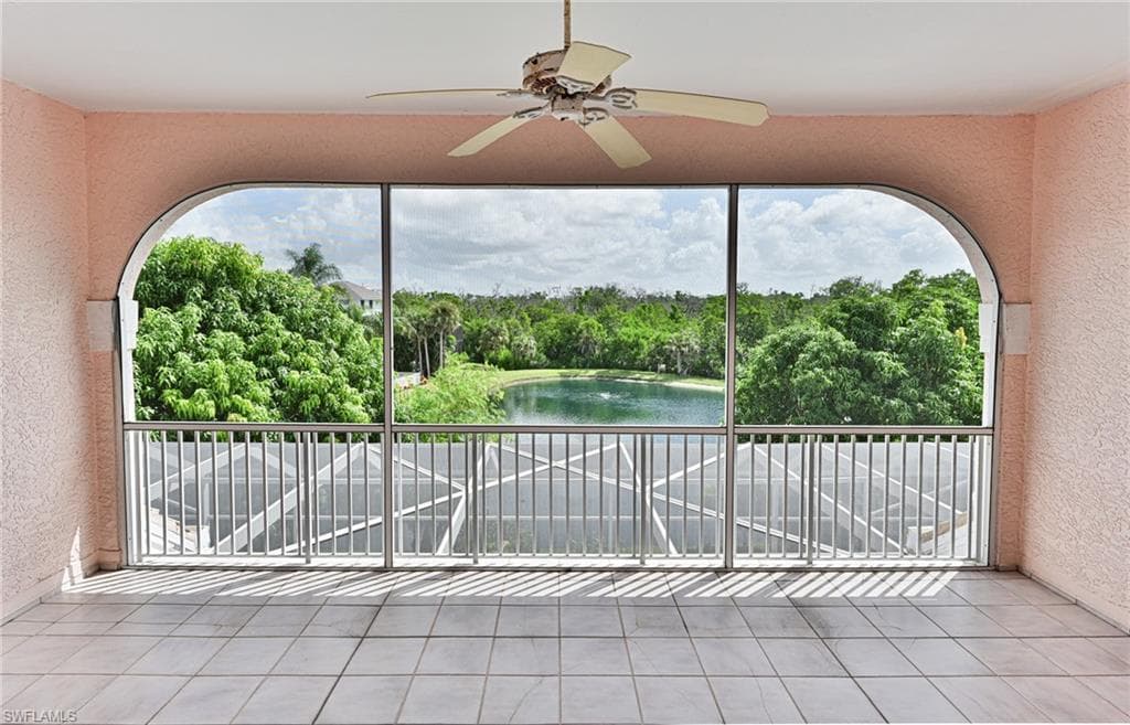 192 Topanga DR-28