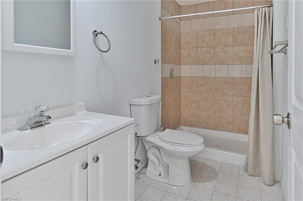 192 Topanga DR-33