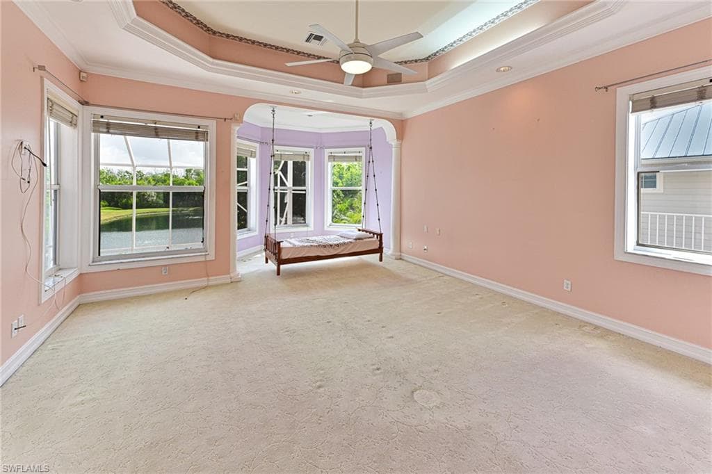 192 Topanga DR-19