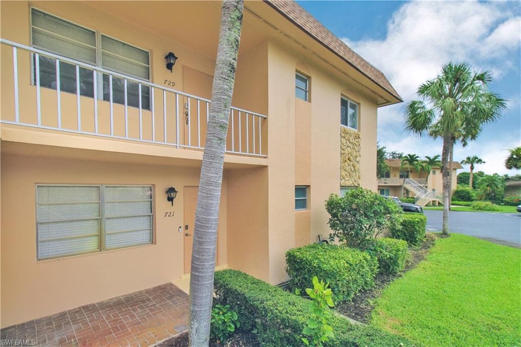 729 Palm View DR D4-2