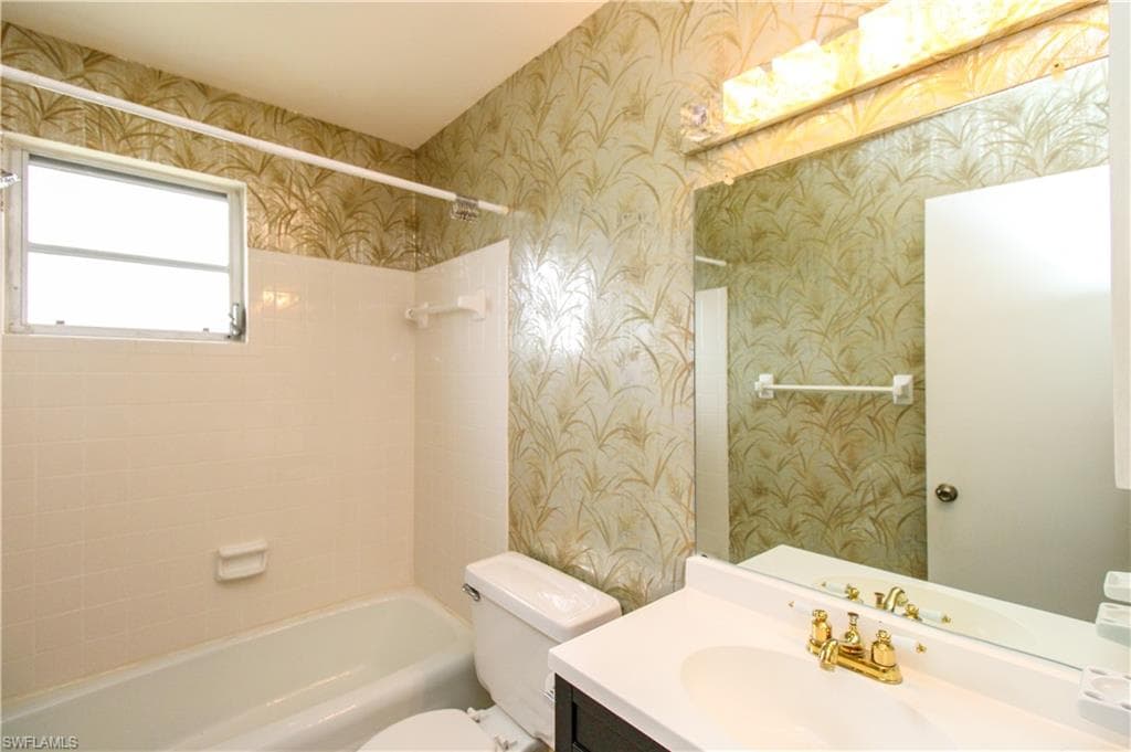 729 Palm View DR D4-16