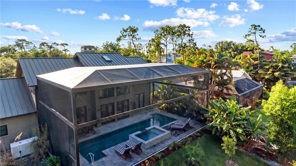 5700 Waxmyrtle WAY-2