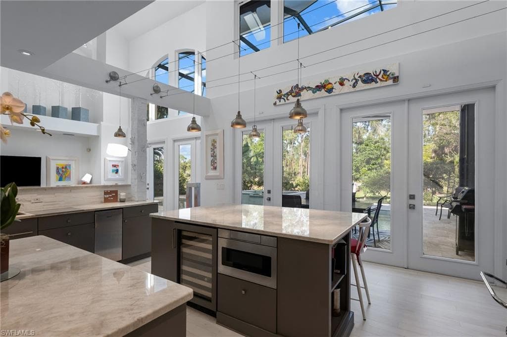 5700 Waxmyrtle WAY-26