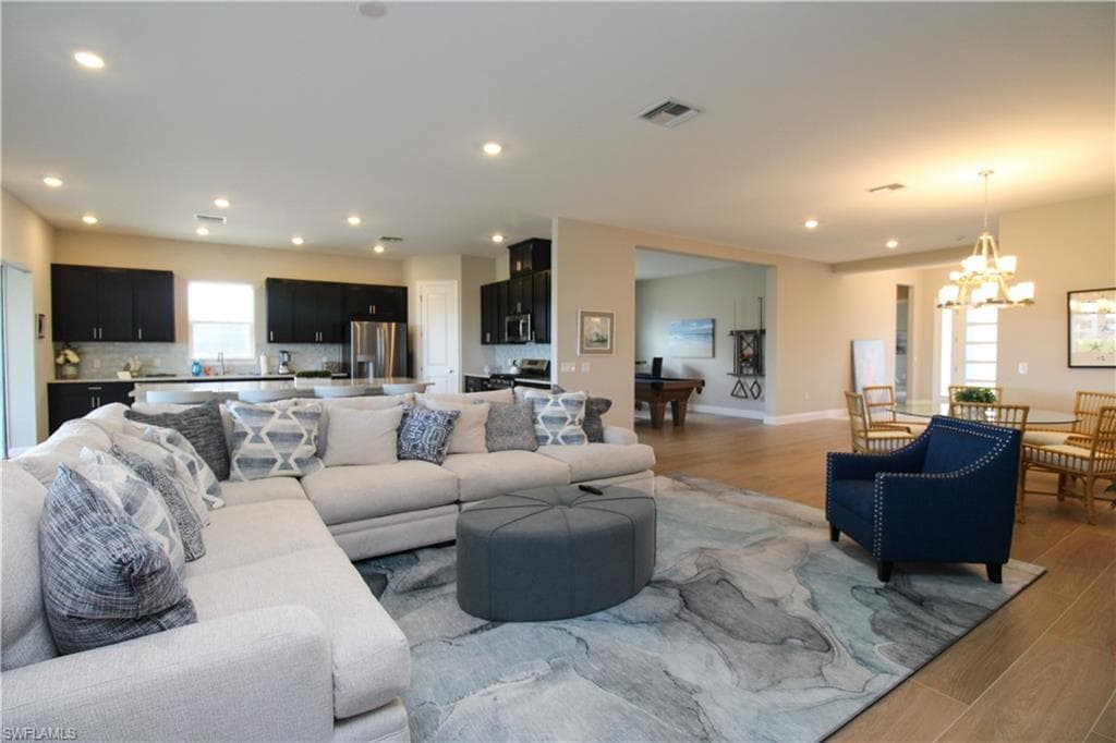 15765 Cortina ST-26