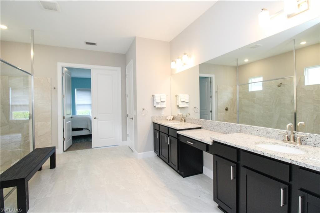 15765 Cortina ST-38