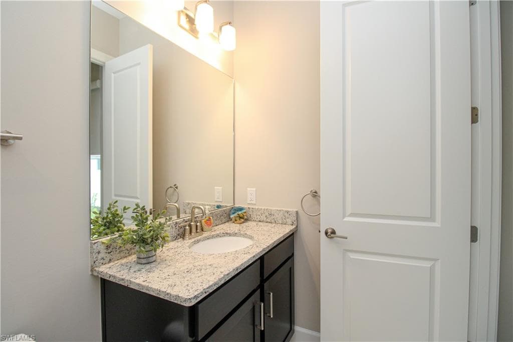 15765 Cortina ST-21