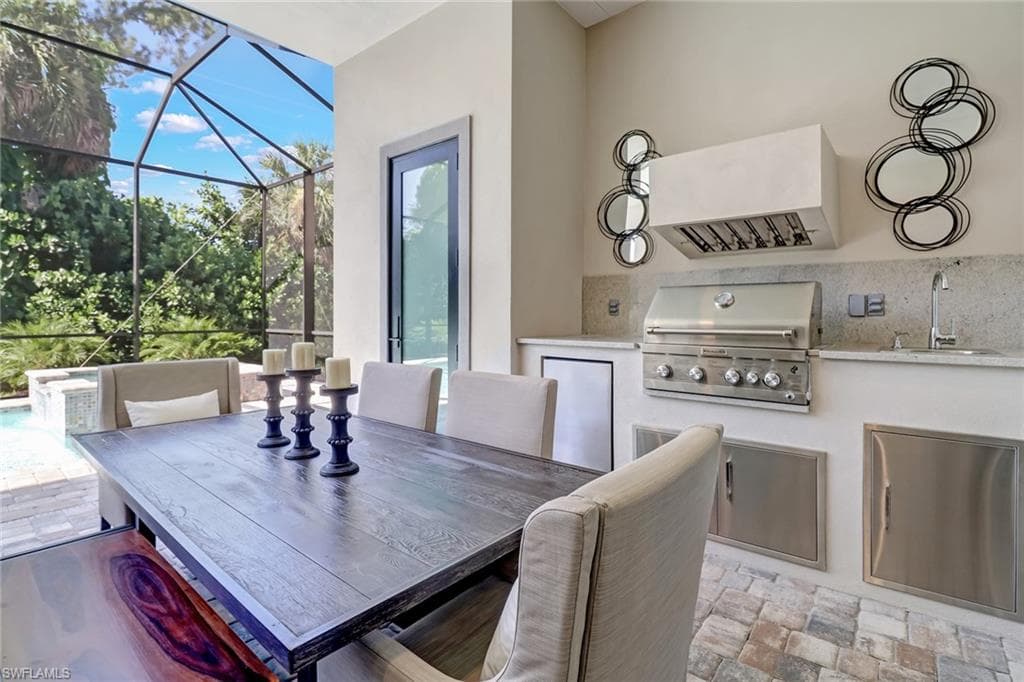 2875 Coco Lakes DR-23