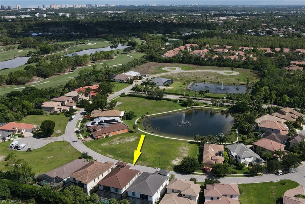 2875 Coco Lakes DR-26