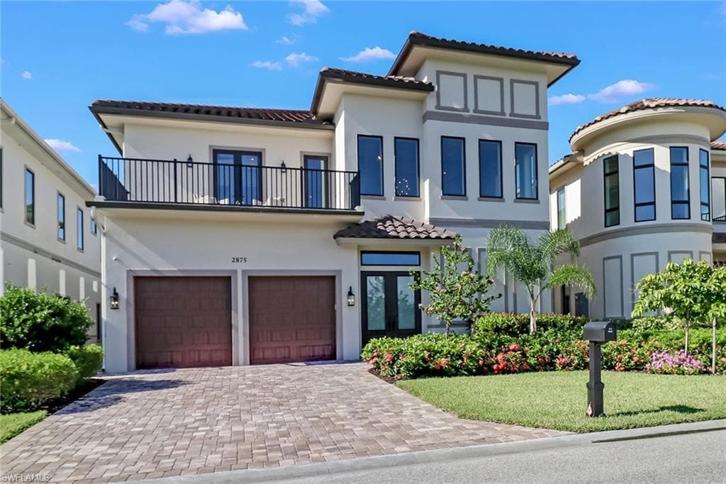 2875 Coco Lakes DR-1
