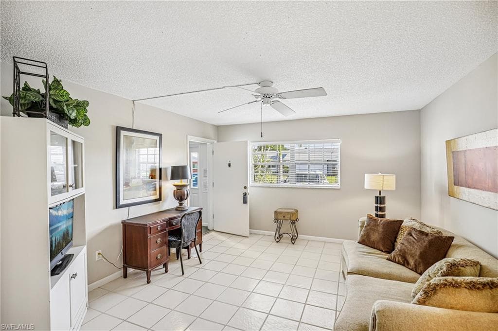 1514 Edgewater CIR 3A-6