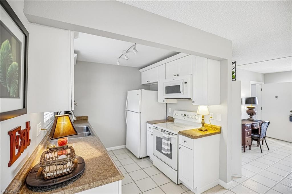 1514 Edgewater CIR 3A-13