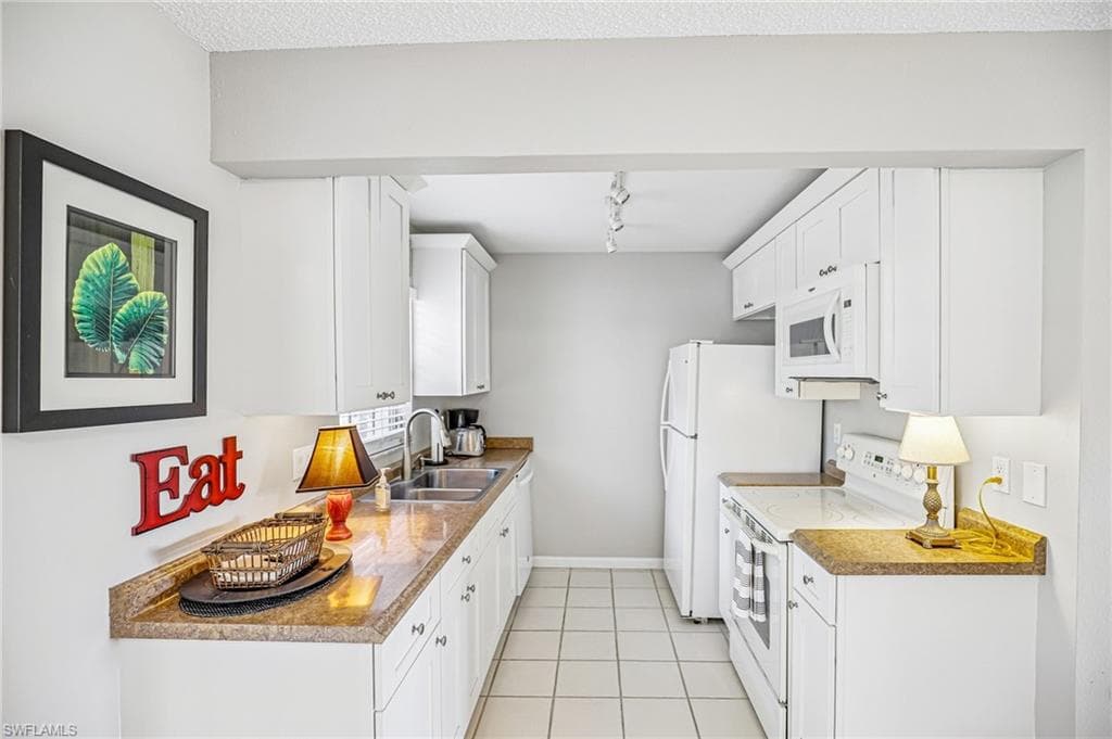 1514 Edgewater CIR 3A-12