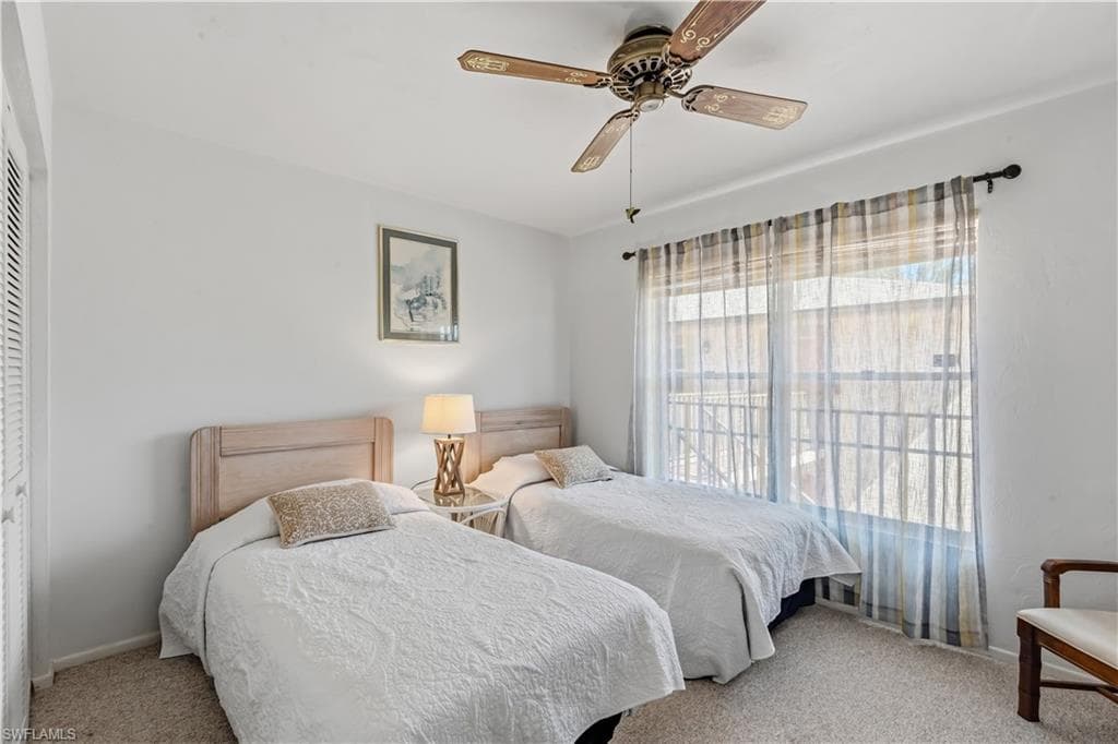 16881 Davis RD 723-22
