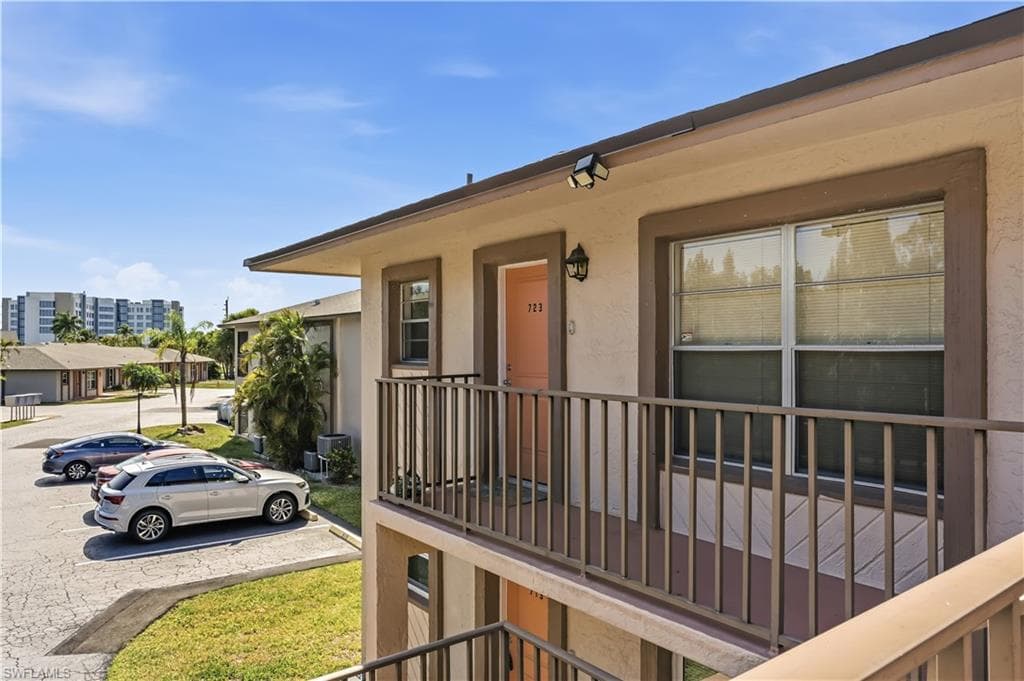 16881 Davis RD 723-31