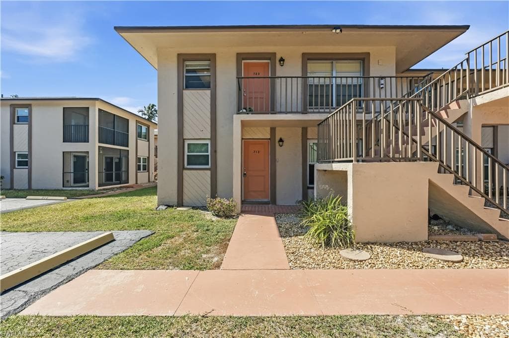 16881 Davis RD 723-29