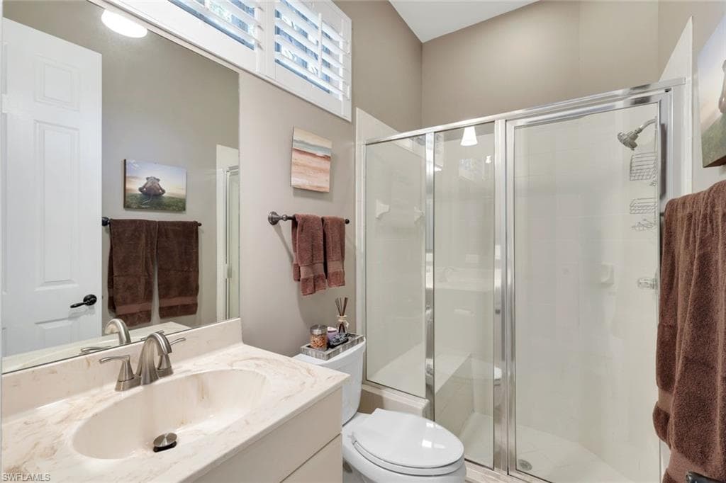 3232 Sundance CIR-22