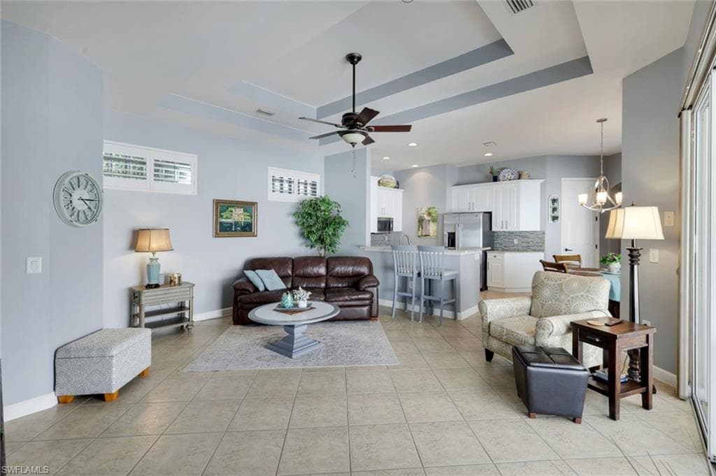3232 Sundance CIR-7