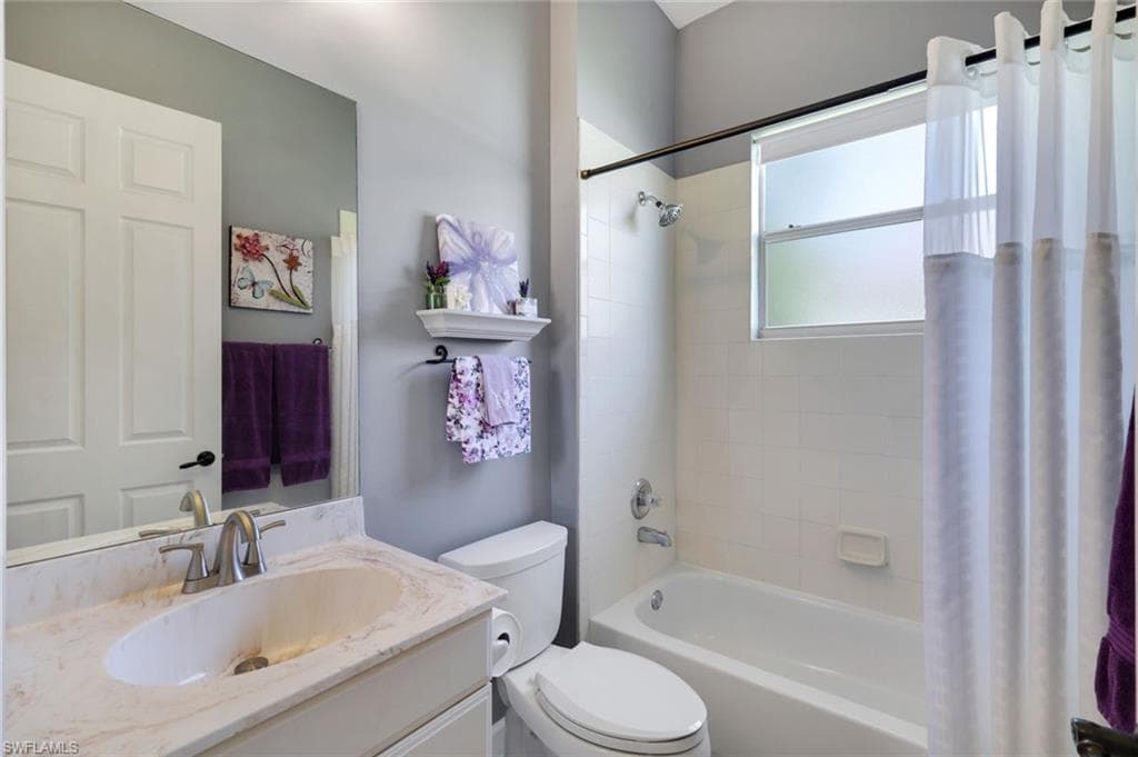 3232 Sundance CIR-24