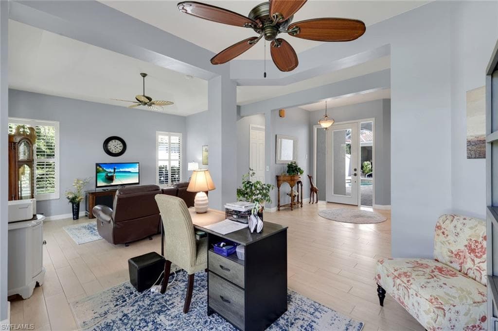 3232 Sundance CIR-11