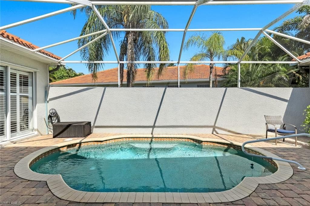 3232 Sundance CIR-29