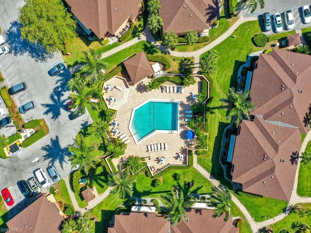1512 Mainsail DR 10-28