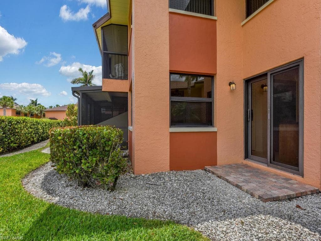 1512 Mainsail DR 10-24