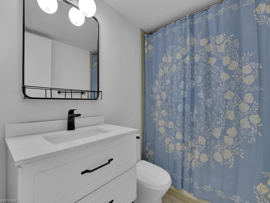 1512 Mainsail DR 10-18