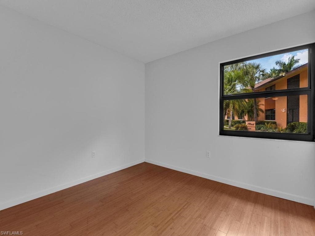 1512 Mainsail DR 10-15