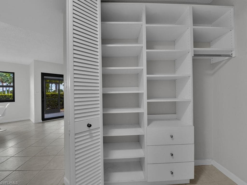 1512 Mainsail DR 10-19