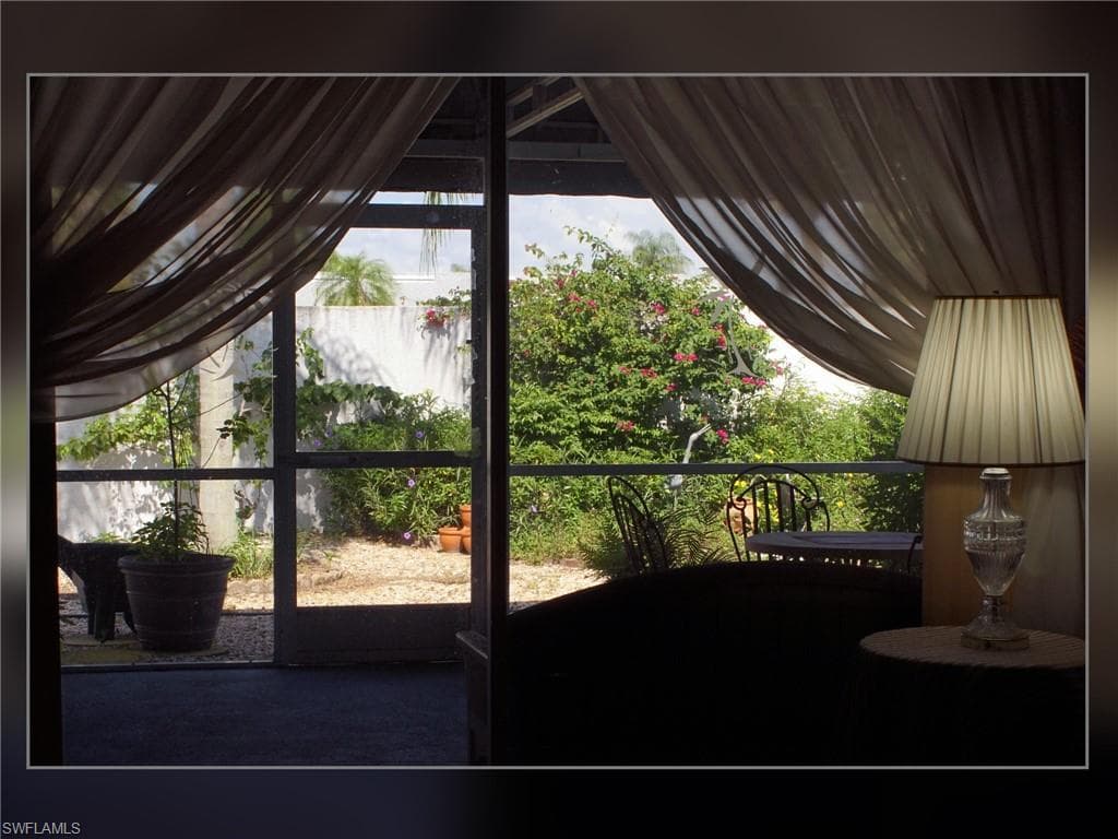 18409 Orangecrest CT-13