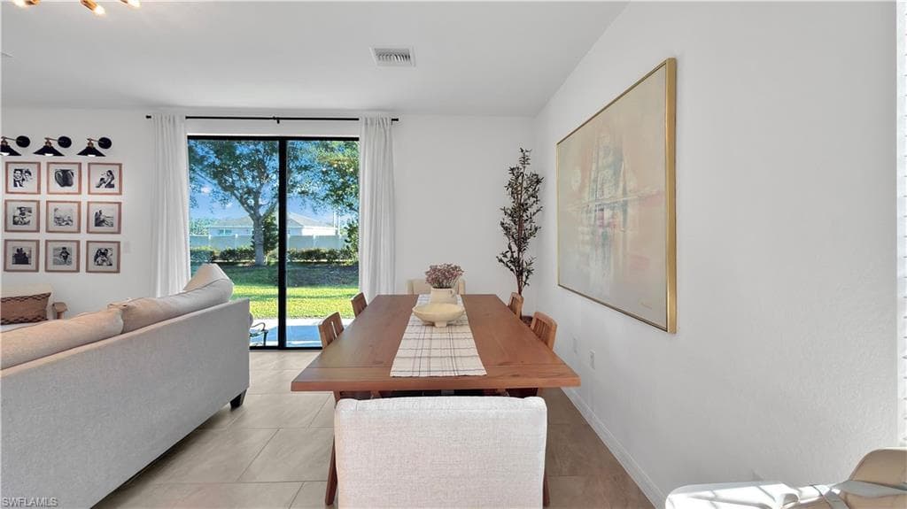 14135 Oviedo PL-11
